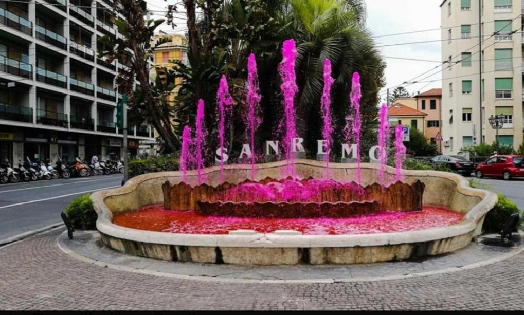 Trilocale Piazza Colombo Apartment Sanremo Ngoại thất bức ảnh